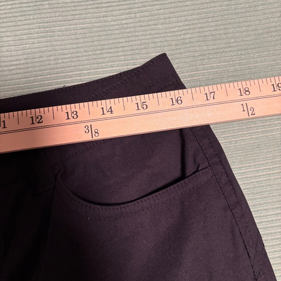Eddie Bauer Womens Capri Pants Black Nylon Blend Outdoor Hiking Size 10 - Picture 6 of 9